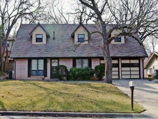 1911 EDGEWARE Dr