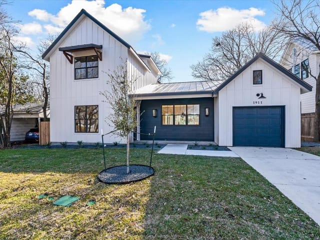 1911 Romeria Dr
