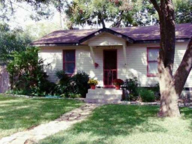 1912 COLLIER St