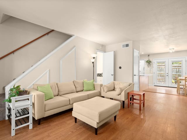 1912 Lightsey Rd Unit #2