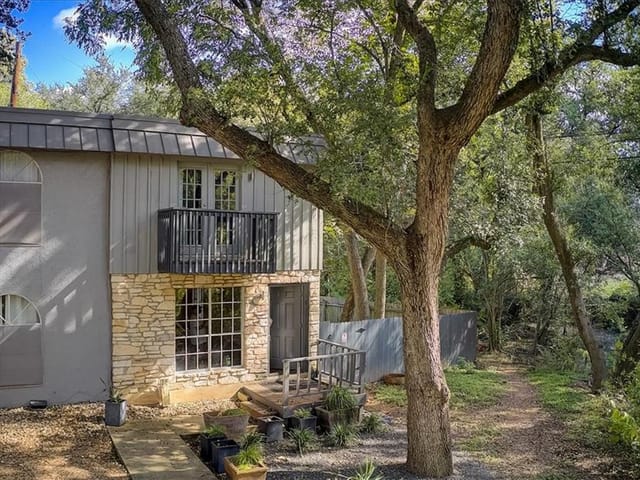 1912 Lightsey Rd Unit #6