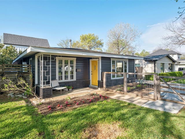 1913 Richcreek Rd Unit #A