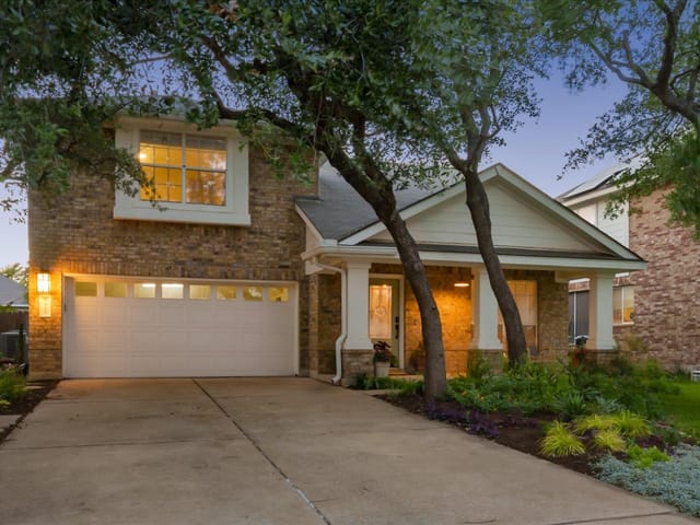 1915 Barnett DR