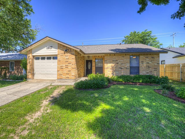 1917 Castle Gate CIR