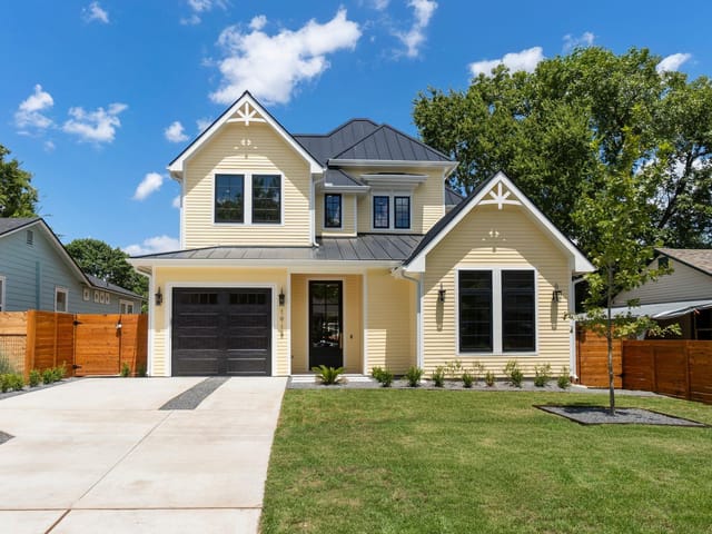 1918 Payne Ave