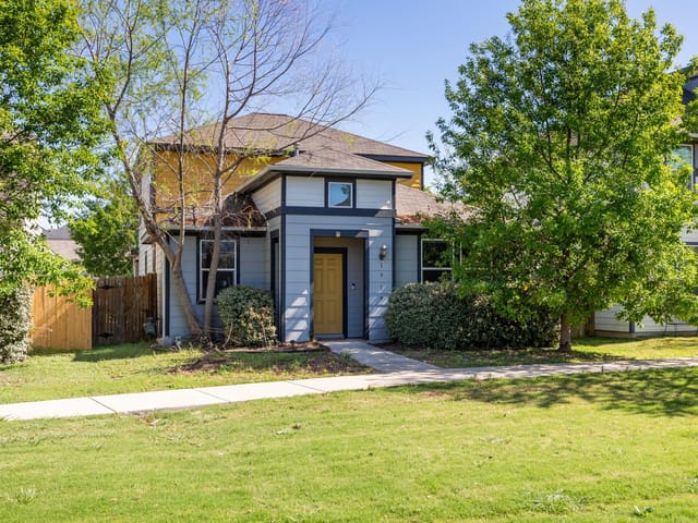 1919 Rinker Ranch DR