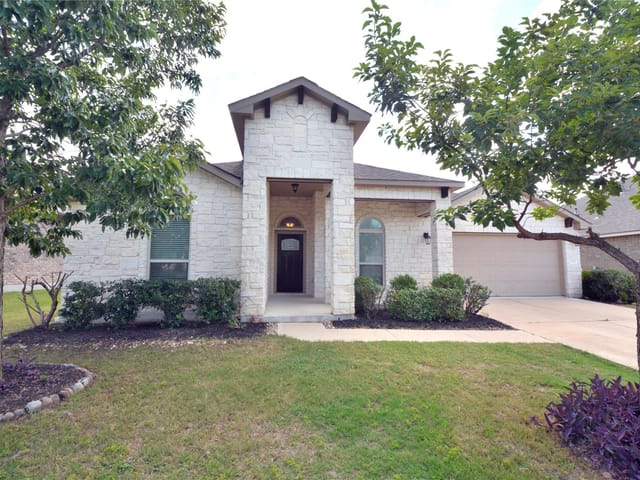 1922 Tawakoni DR