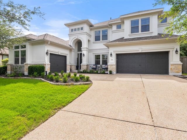 1928 Long Bow Dr