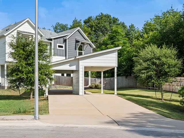 1932 Bunche RD Unit #B