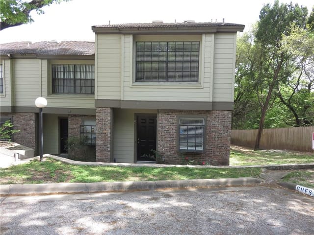 1938 Holly Hill Dr Unit #5