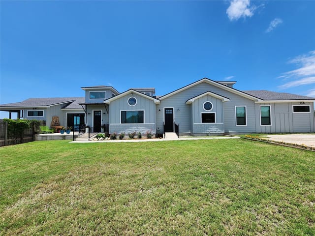 19407 Apple Springs Dr