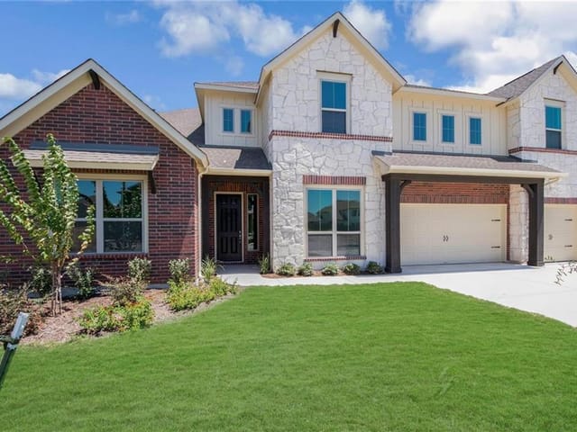19412 CHAYTON CIR