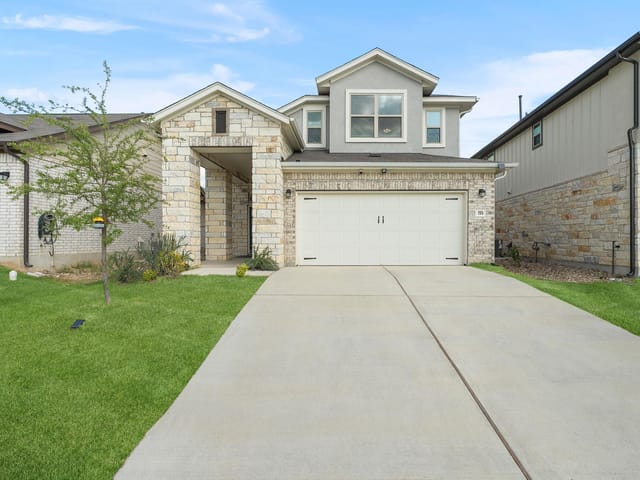 195 White Horses DR