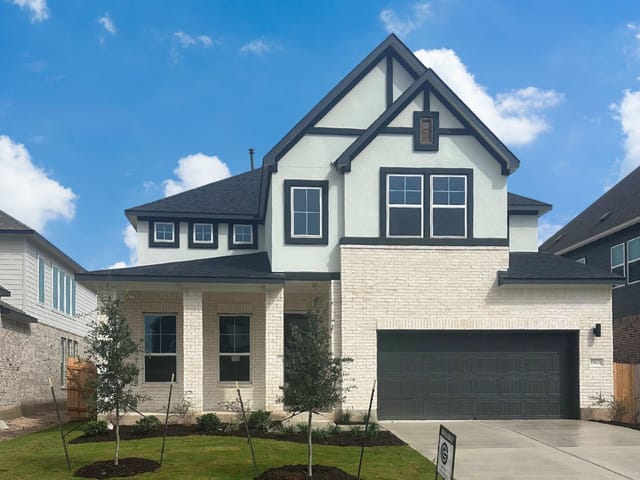 19601 Erna DR