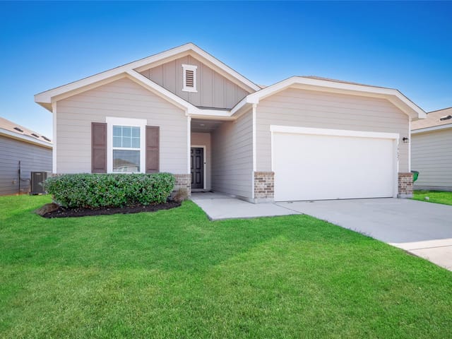 19621  Cloudy Bay Dr