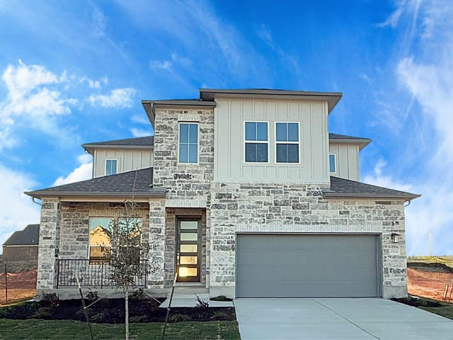 19708 Lucky Outlaw Ln