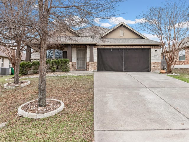 19713  Maiden Grass Dr