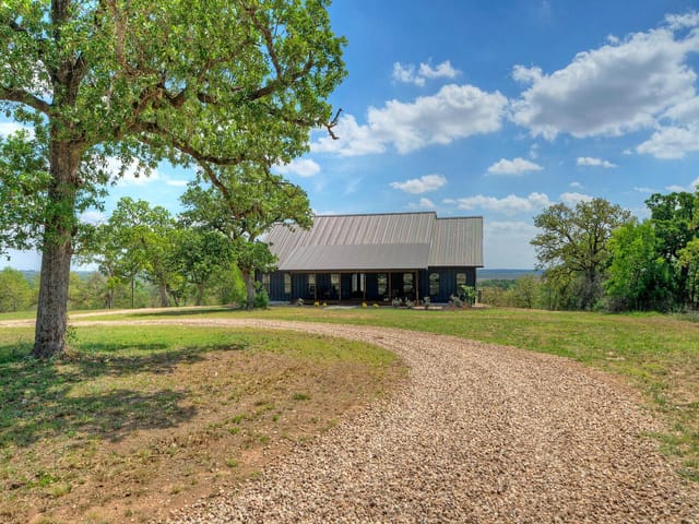 198 Rolling Oak Dr