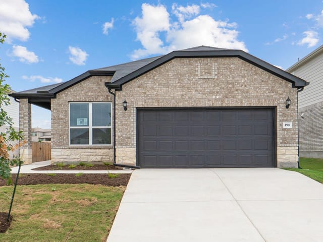 198 Rubber Tree WAY