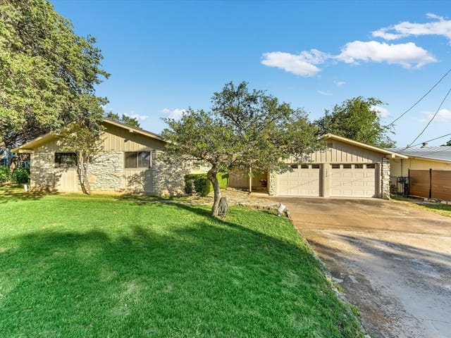 1984 Hilltop DR