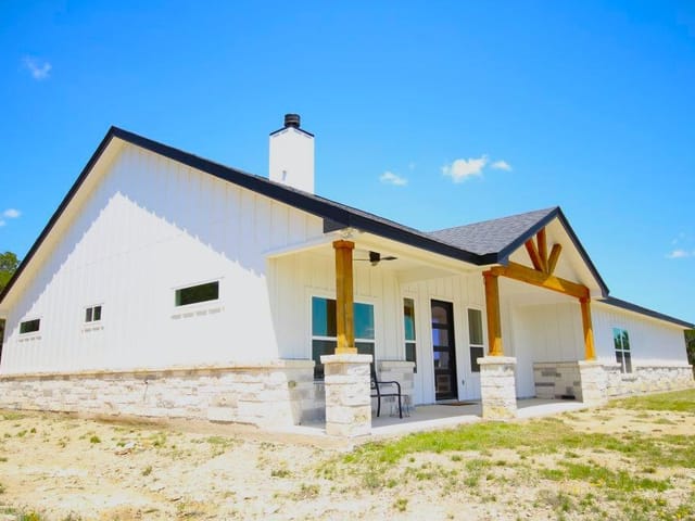 19920 Old Burnet RD