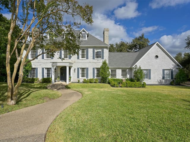 2 Cicero Ln