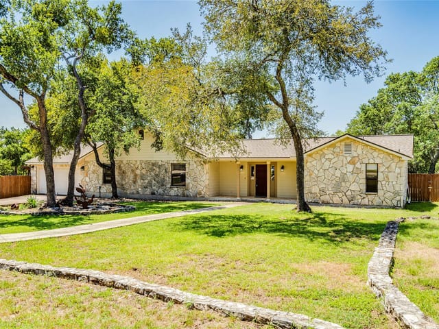 20 Saddle Rock RDG