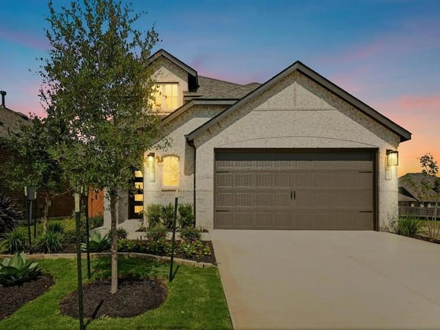 200 Bay Breeze DR