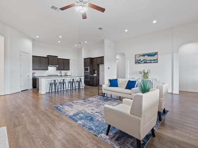 200 Brentwood DR