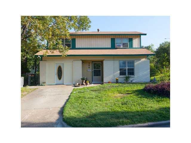 200 Brewster ST