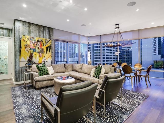 200 Congress Ave Unit #11D