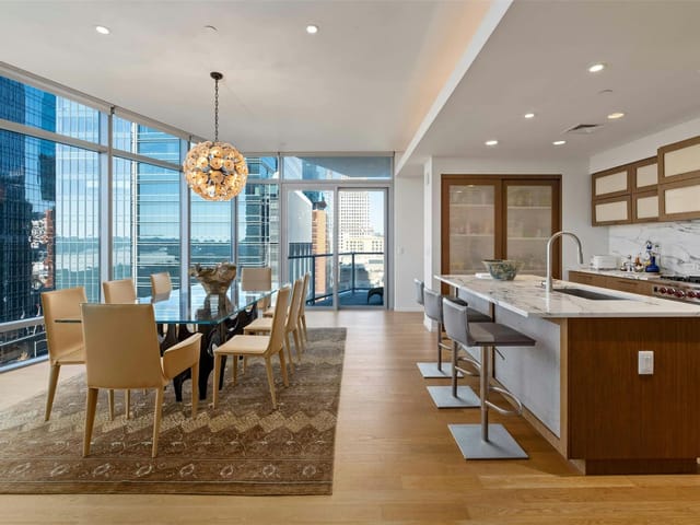 200 Congress Ave Unit #11E