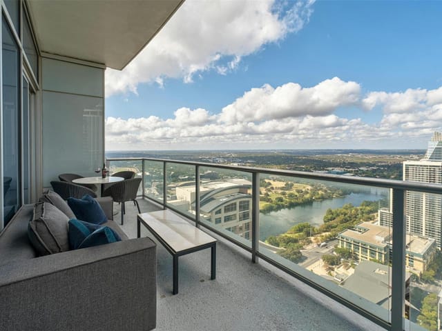 200 Congress Ave Unit #41Q