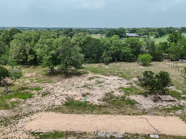 200 Luna Ct