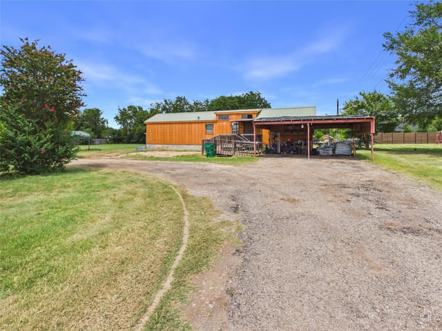 200 N Mustang Ave