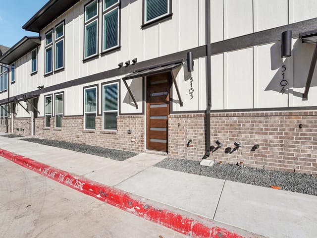 200 W 56th St Unit #5103
