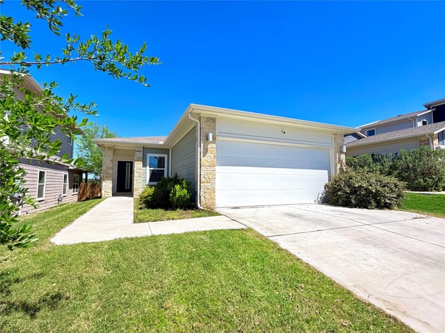 2000 Daleside LN