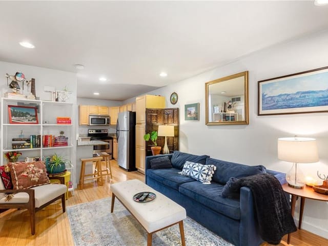 2000 Lightsey RD Unit #4