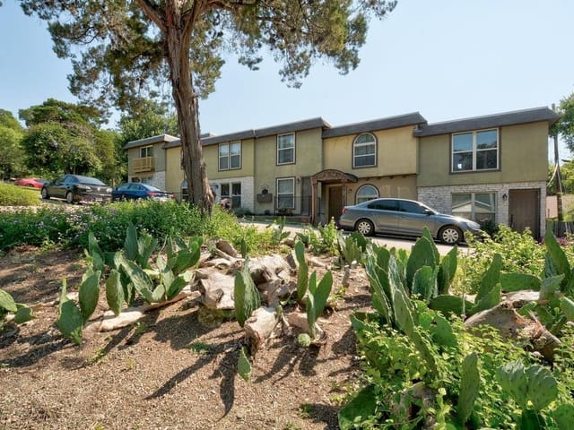 2000 Lightsey RD Unit #6