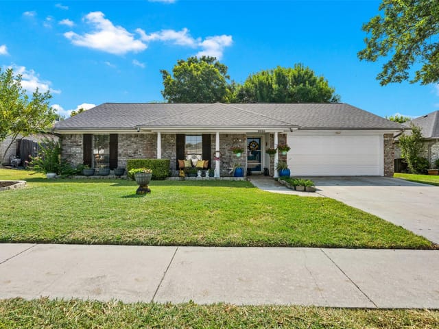 2000 Twilight DR
