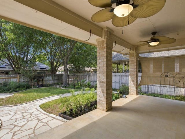 20004 Canterwood LN