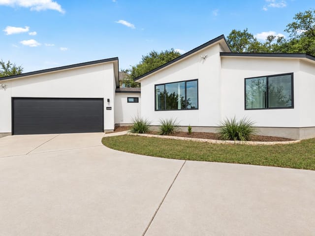 20008 Columbus LN