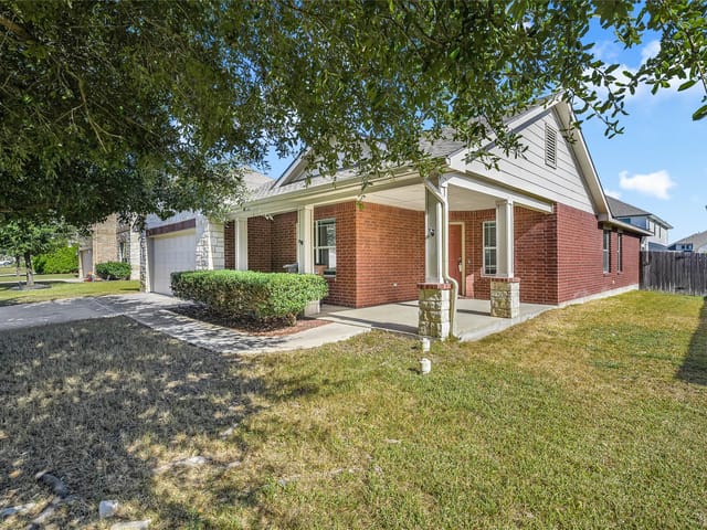 20009  Hawk Hood Dr