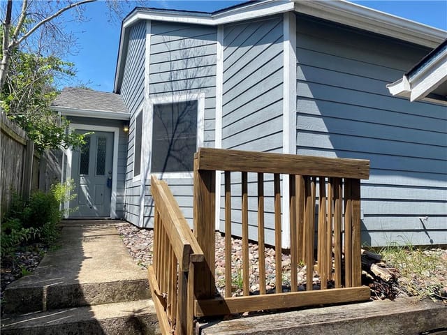 2001 Parker Ln Unit #124