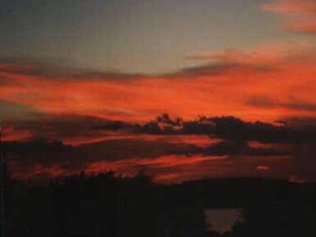 2002 HIGHLAND LAKE DR