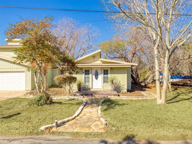 2002 Tonto Ln