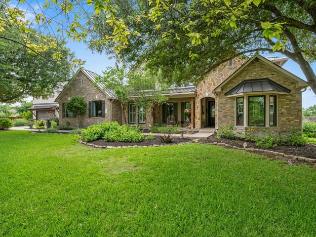 20020 Farm Pond LN