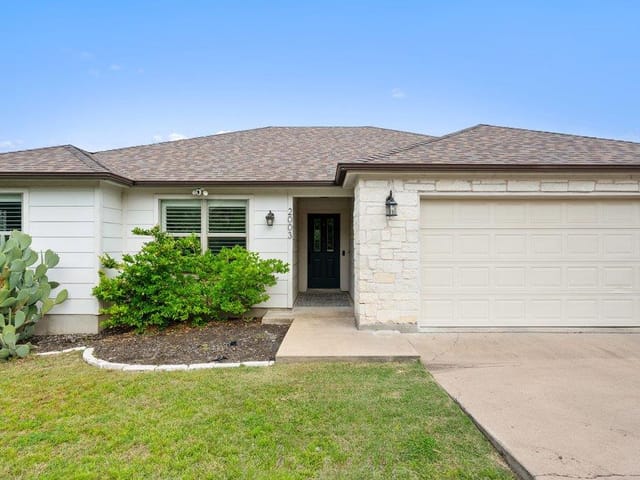 2003 Rain Water Dr