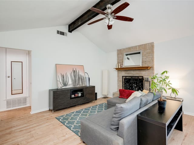 2004 Abbey CIR