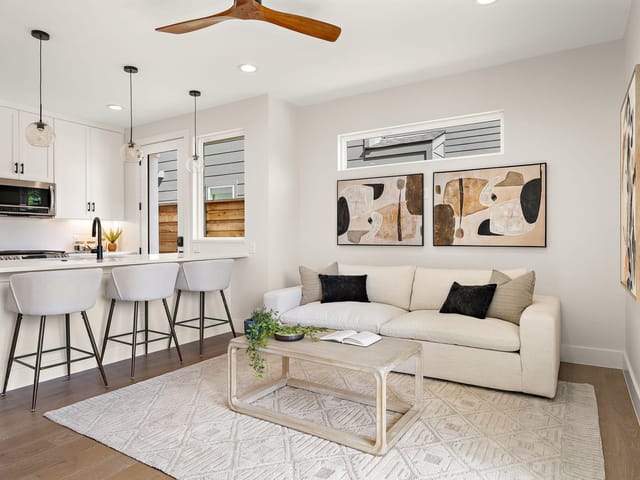 2004 Chestnut Ave Unit #2